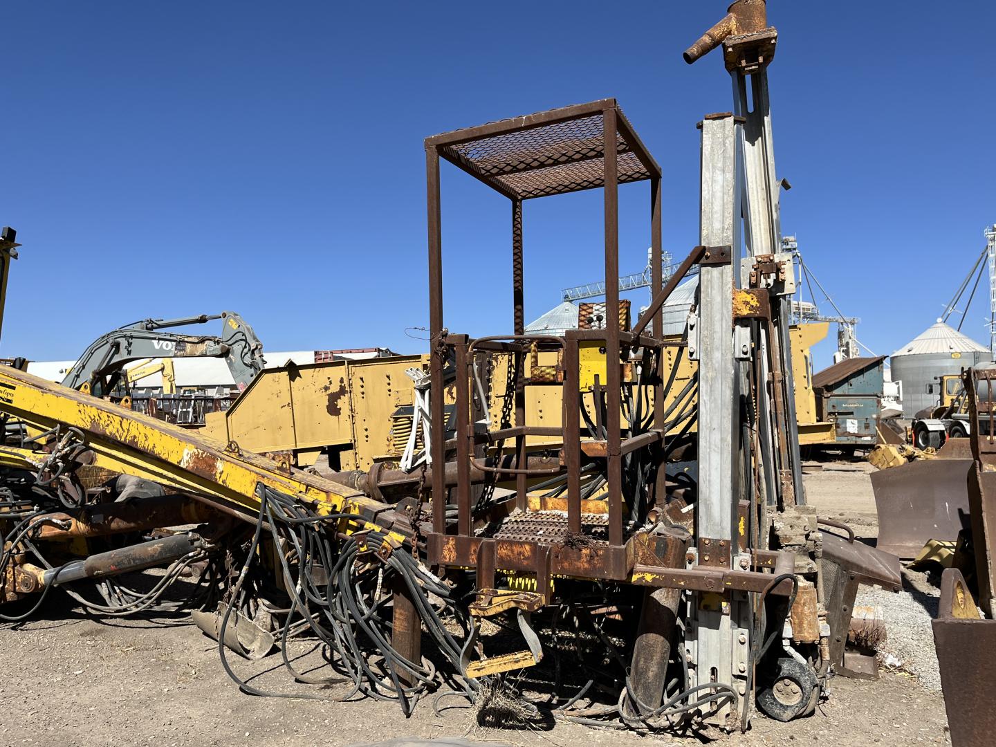 ./imagenes/INVOICE/2019/4837/PERFORADORA ATLAS COPCO ROOFBOLTER H351 (16) - copia.JPG